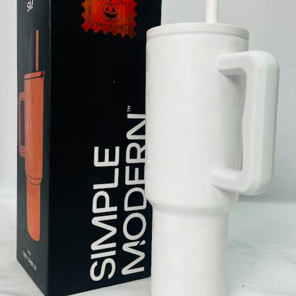 NWB!‎ Simple Modern Halloween 40 oz Tumbler MUG